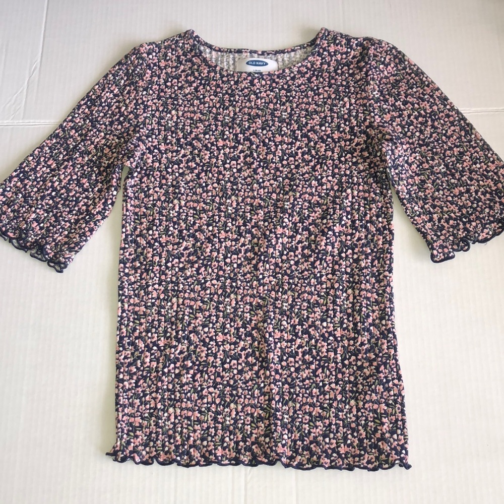 Old Navy Flower Girls Top